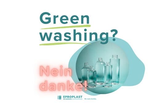 PET-Flaschen in einer Gruppe abgebildet. Darüber steht Greenwashing, nein Danke.